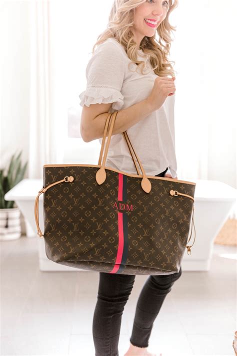 lv gm vs mm|louis vuitton neverfull gm measurements.